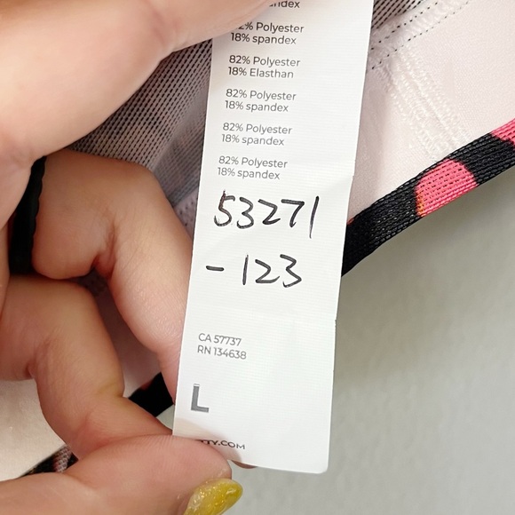 Yitty Shapewear Mesh Me Smoothing Midi Top Butterfly Print Size Large Cropped - Picture 12 of 13